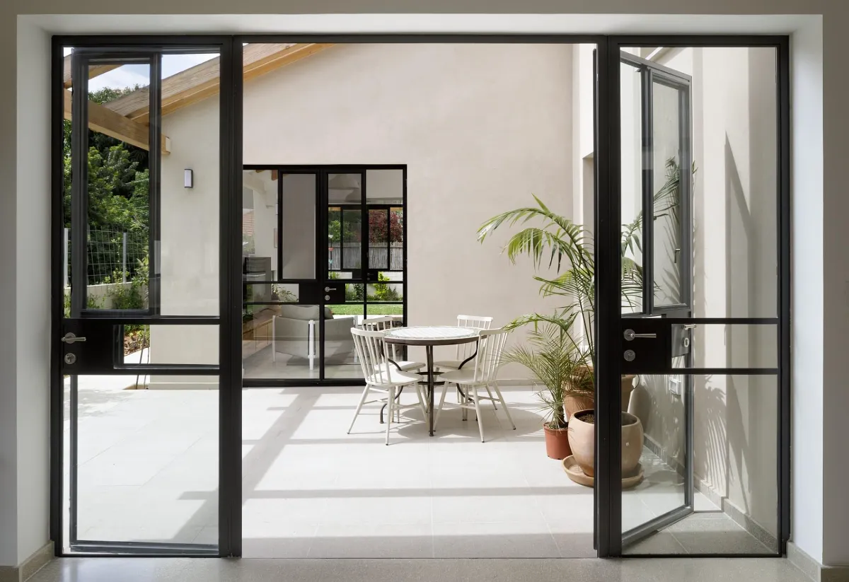Heavy-duty aluminium system window toughened glass - soundproof frame
